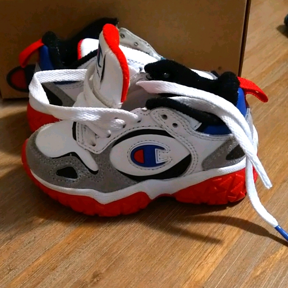 Champion tennis